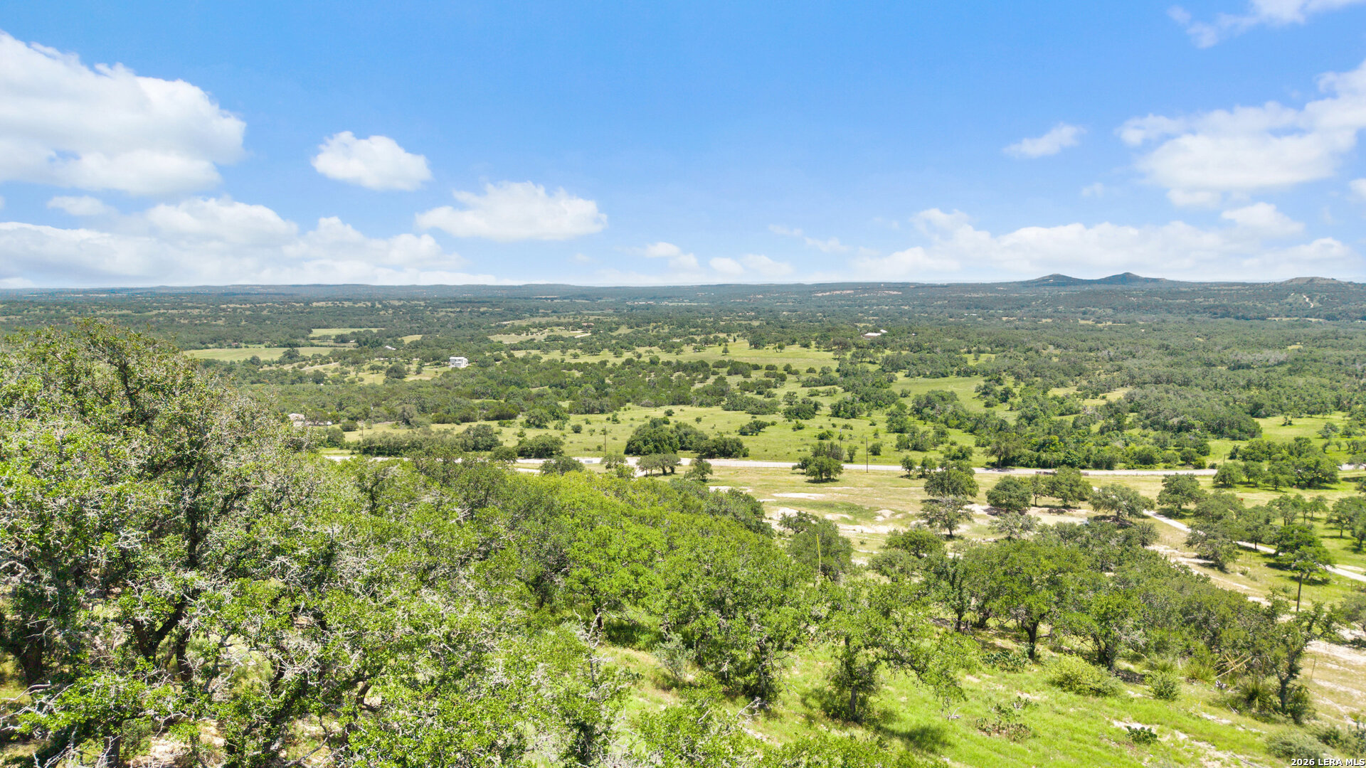 5032 Kendalia Road Blanco TX 78606