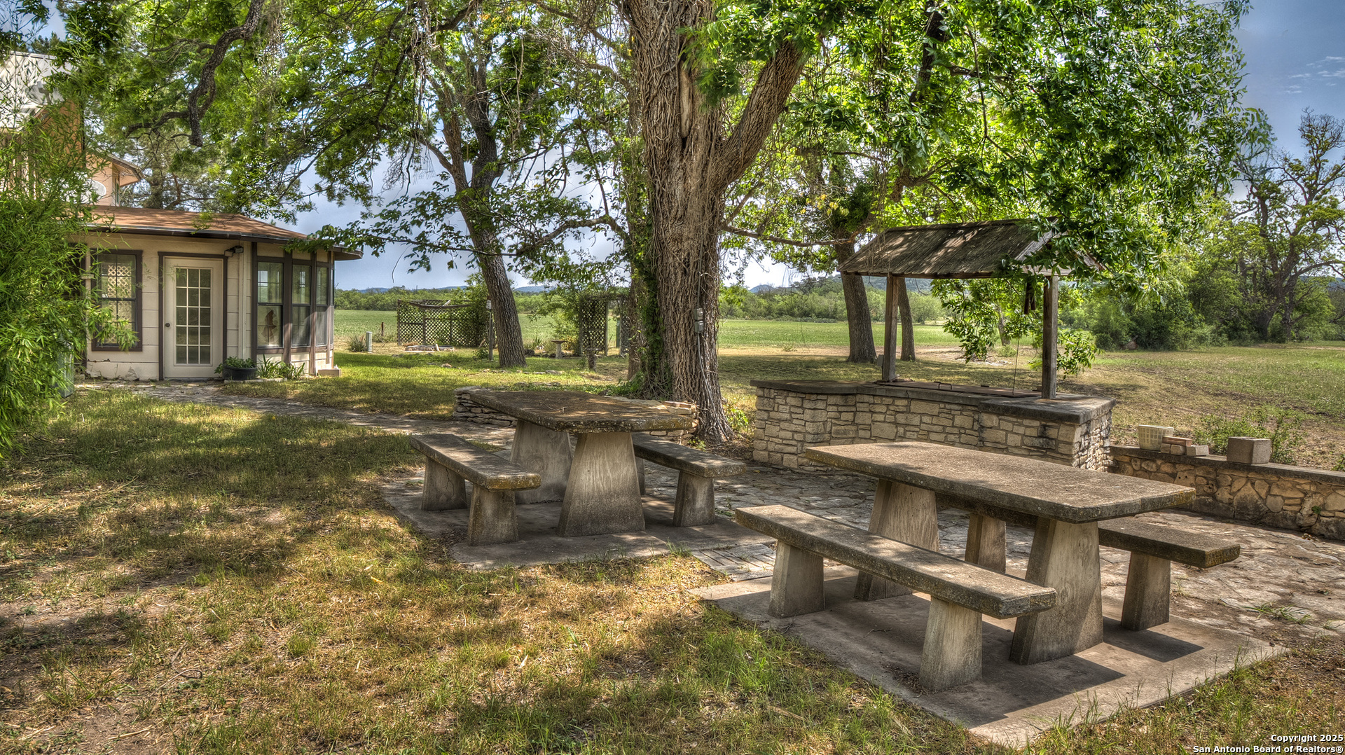 6671 Ranch Road 1120 Rio Frio TX 78879