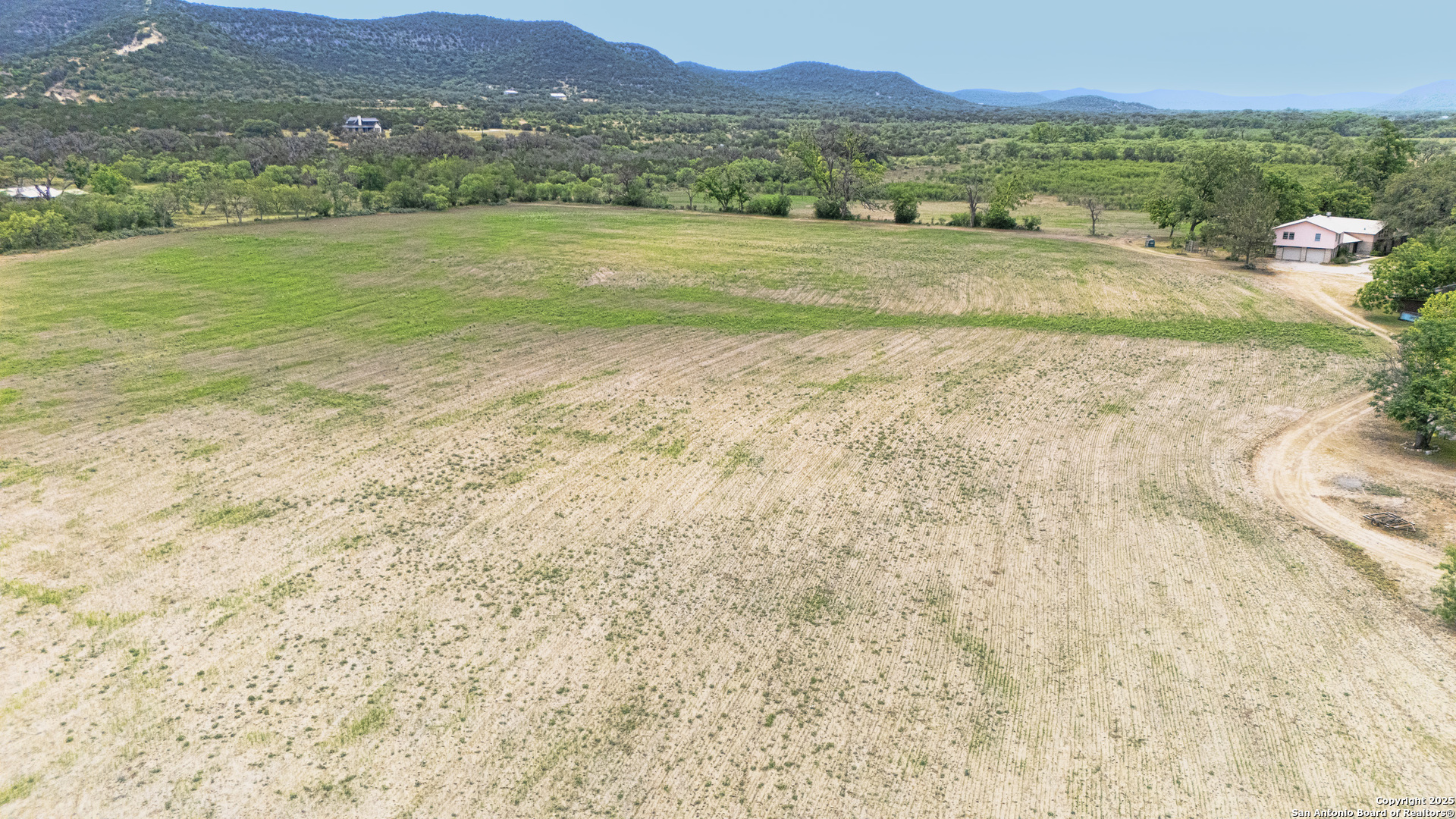 6671 Ranch Road 1120 Rio Frio TX 78879