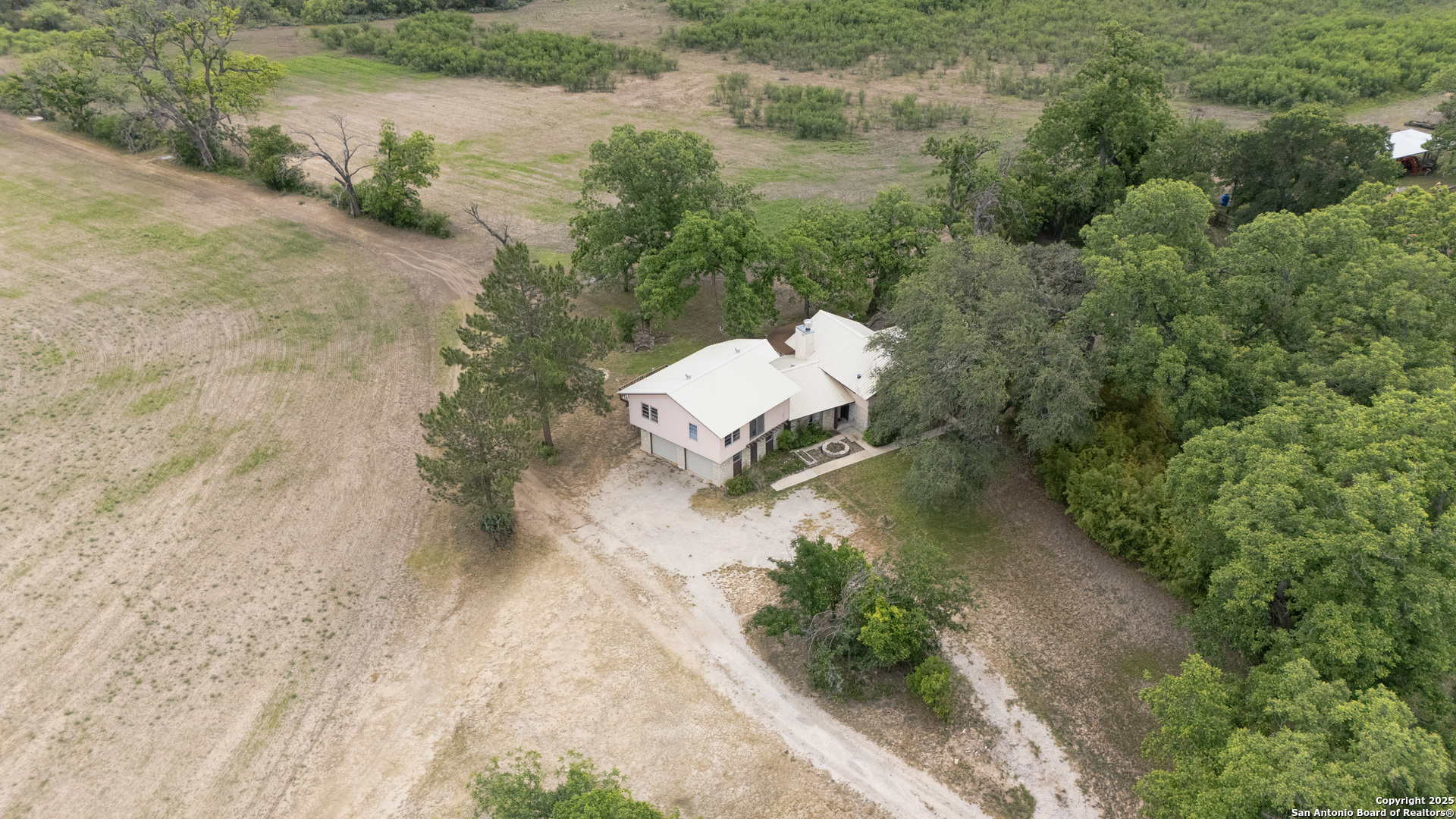 6671 Ranch Road 1120 Rio Frio TX 78879