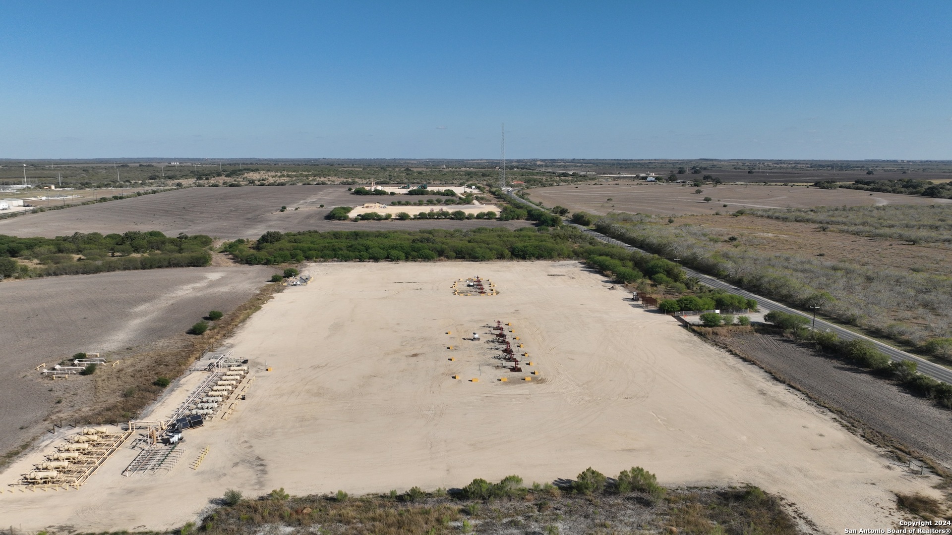 171 Acres Highway 80 Gillett TX 78116