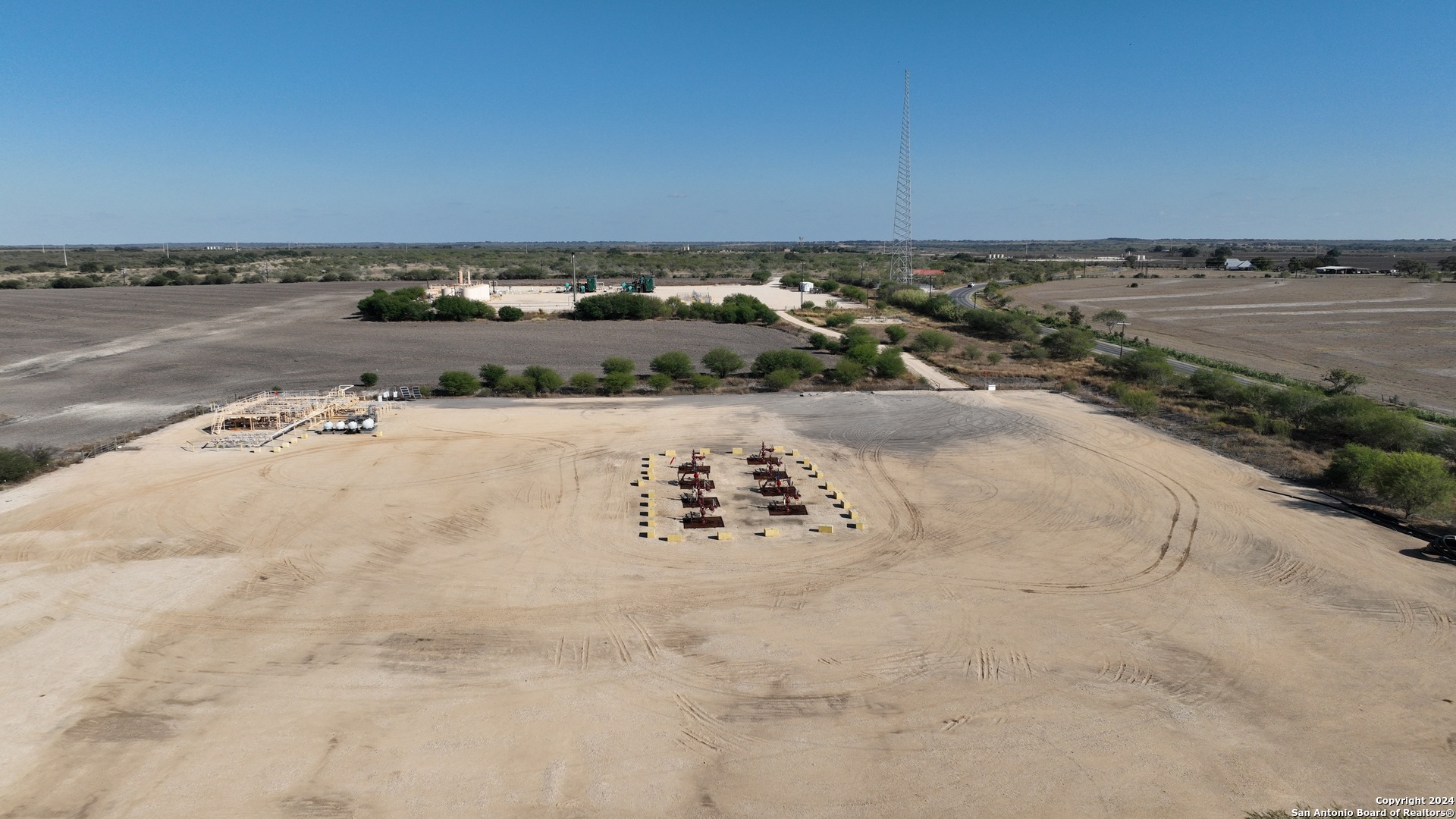 171 Acres Highway 80 Gillett TX 78116