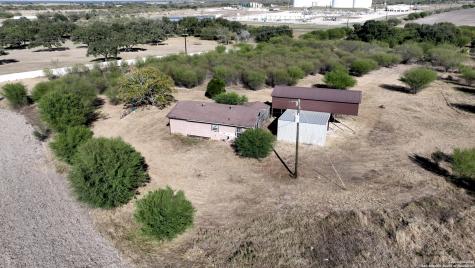 171 Acres Highway 80 Gillett TX 78116