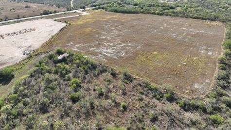 171 Acres Highway 80 Gillett TX 78116