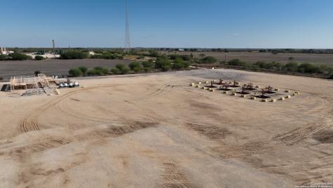 171 Acres Highway 80 Gillett TX 78116
