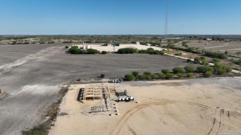 171 Acres Highway 80 Gillett TX 78116