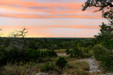 676 County Road 243 Hondo TX 78861