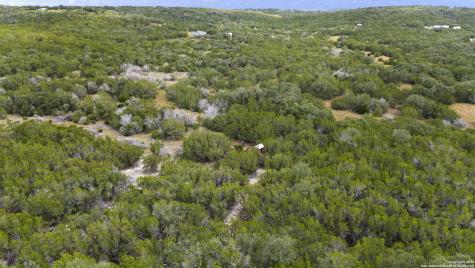 676 County Road 243 Hondo TX 78861