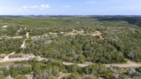 676 County Road 243 Hondo TX 78861