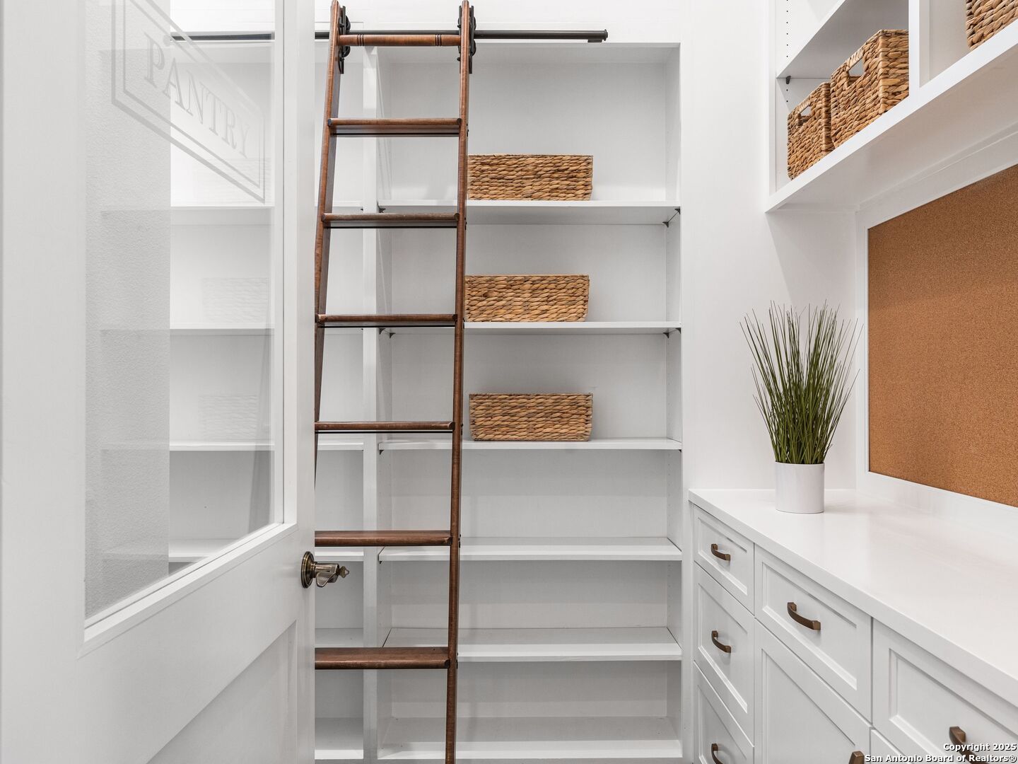 862 Grape Creek Road Fredericksburg TX 78624