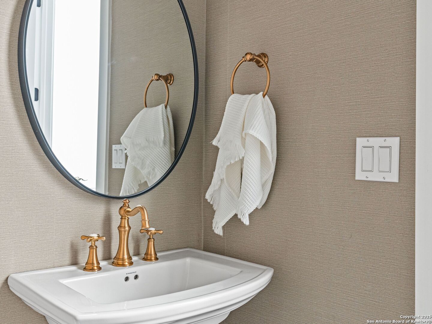 862 Grape Creek Road Fredericksburg TX 78624