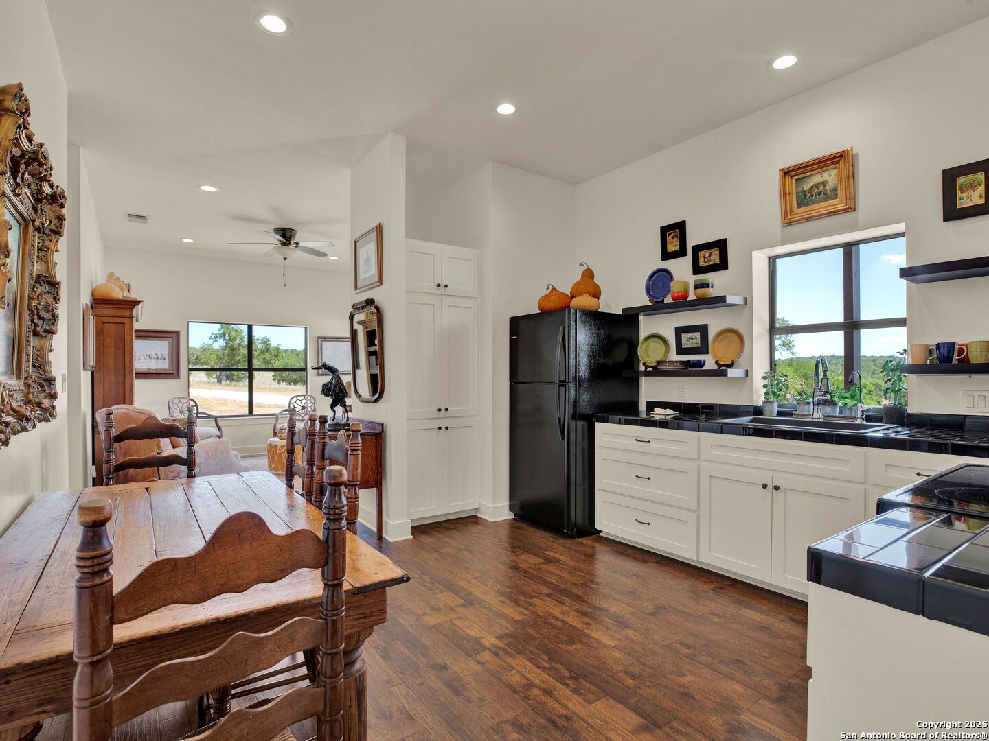 862 Grape Creek Road Fredericksburg TX 78624