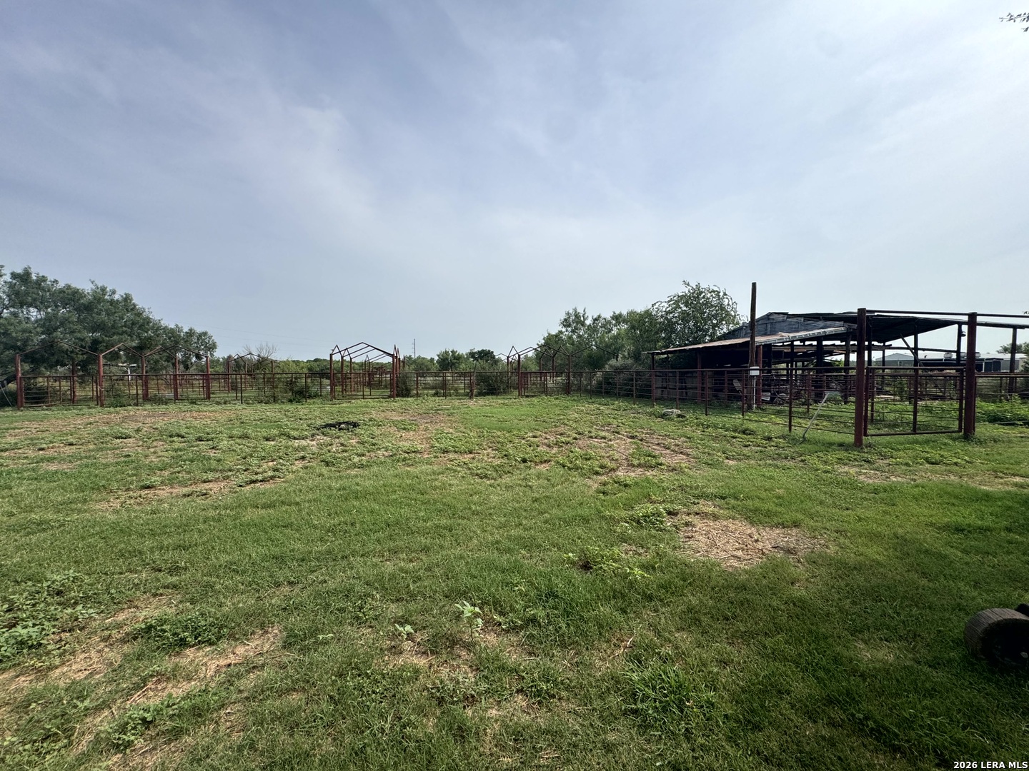 599 County Road 7611 Devine TX 78016