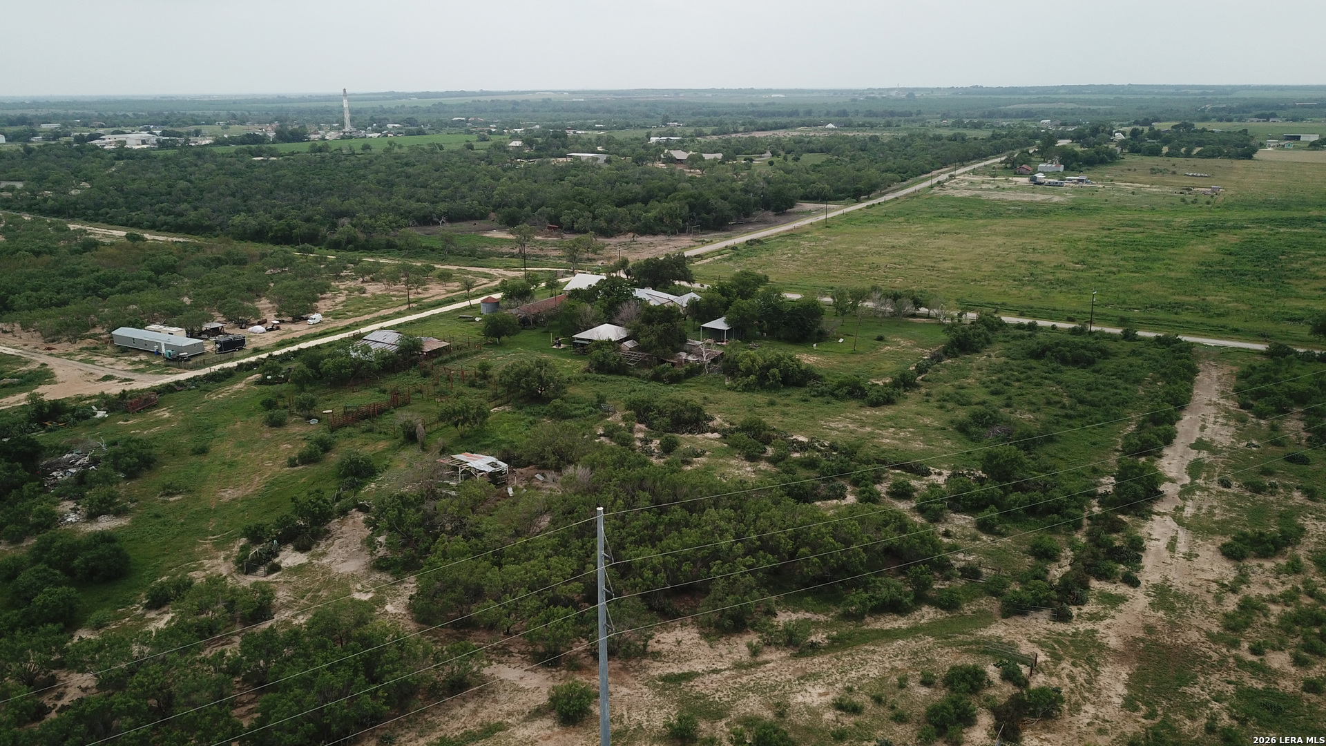 599 County Road 7611 Devine TX 78016