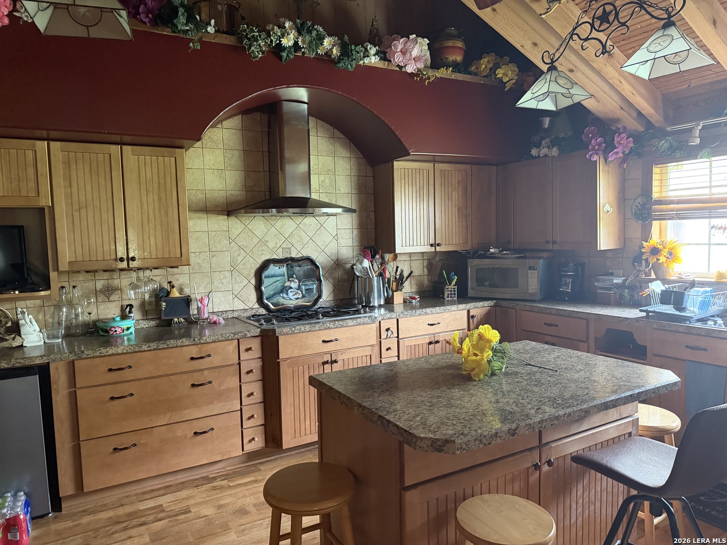 599 County Road 7611 Devine TX 78016