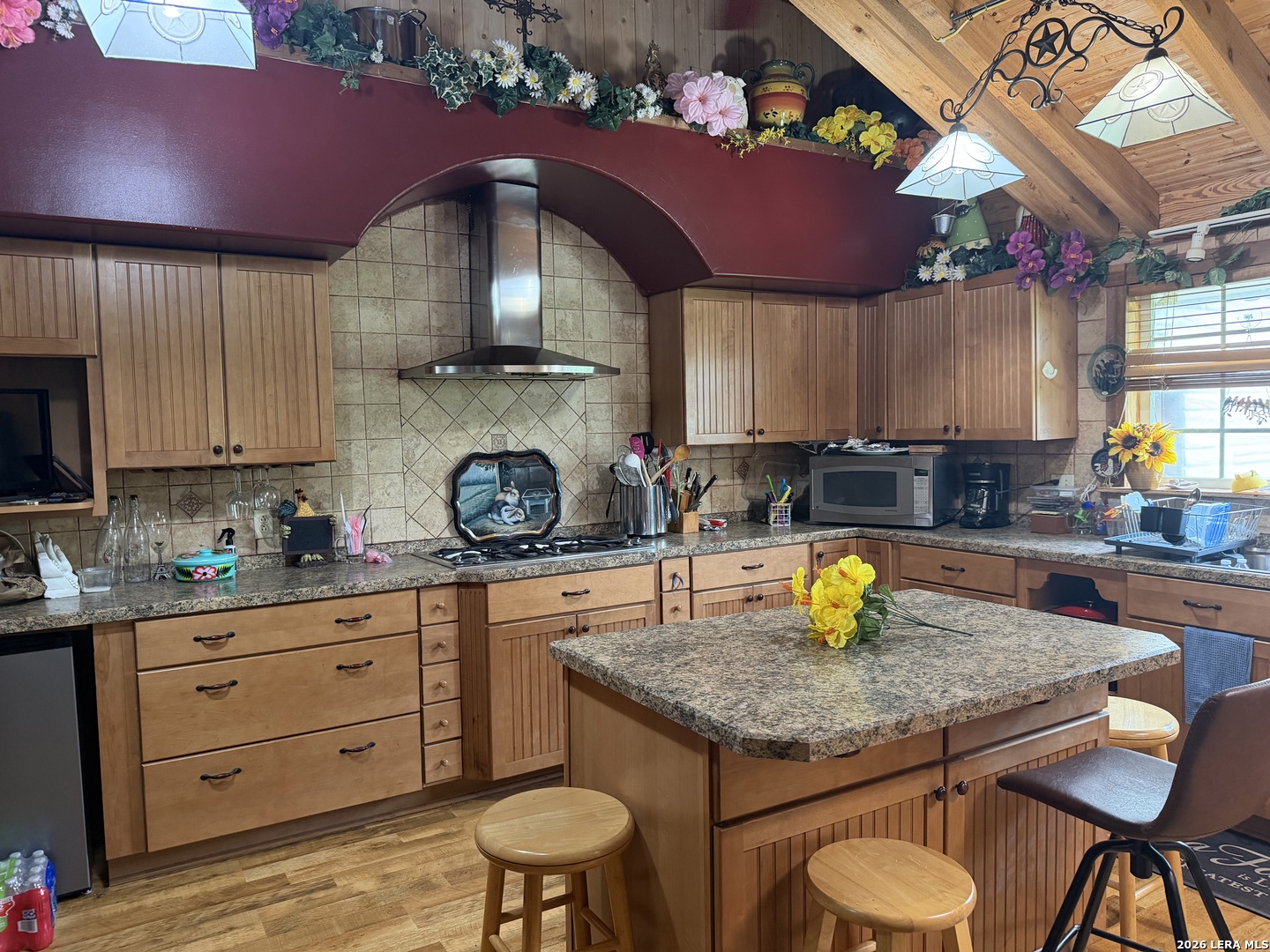 599 County Road 7611 Devine TX 78016