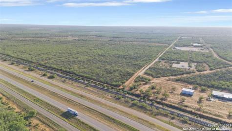 50 Acres Ih 35 Frontage Laredo TX 78001