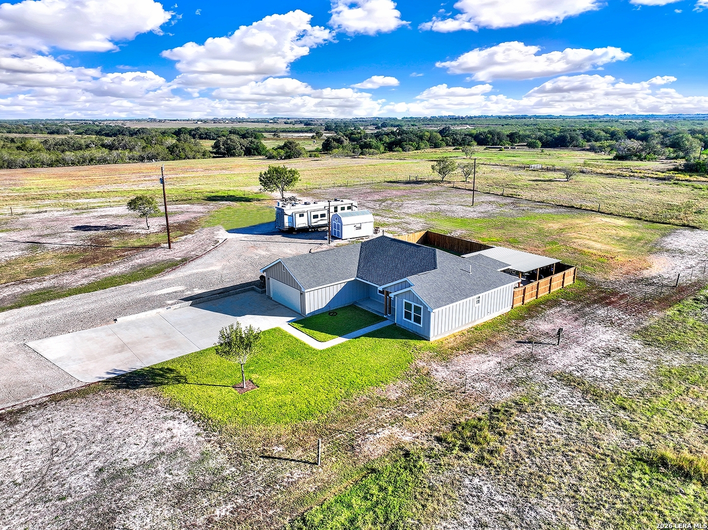 1217 County Road 187 Karnes City TX 78118
