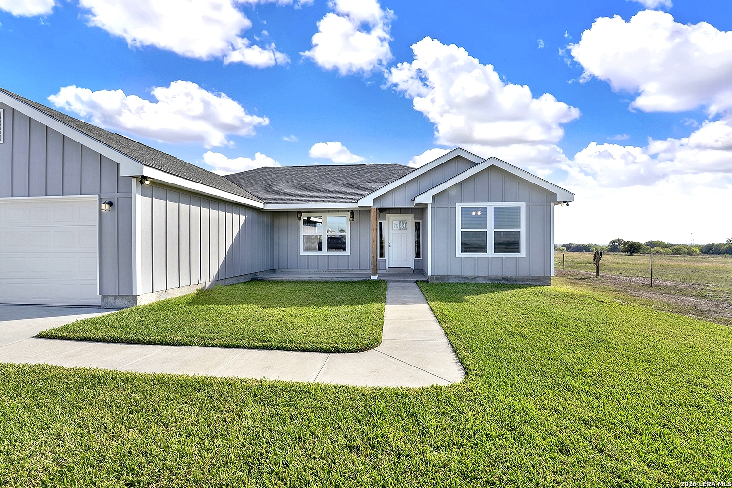 1217 County Road 187 Karnes City TX 78118