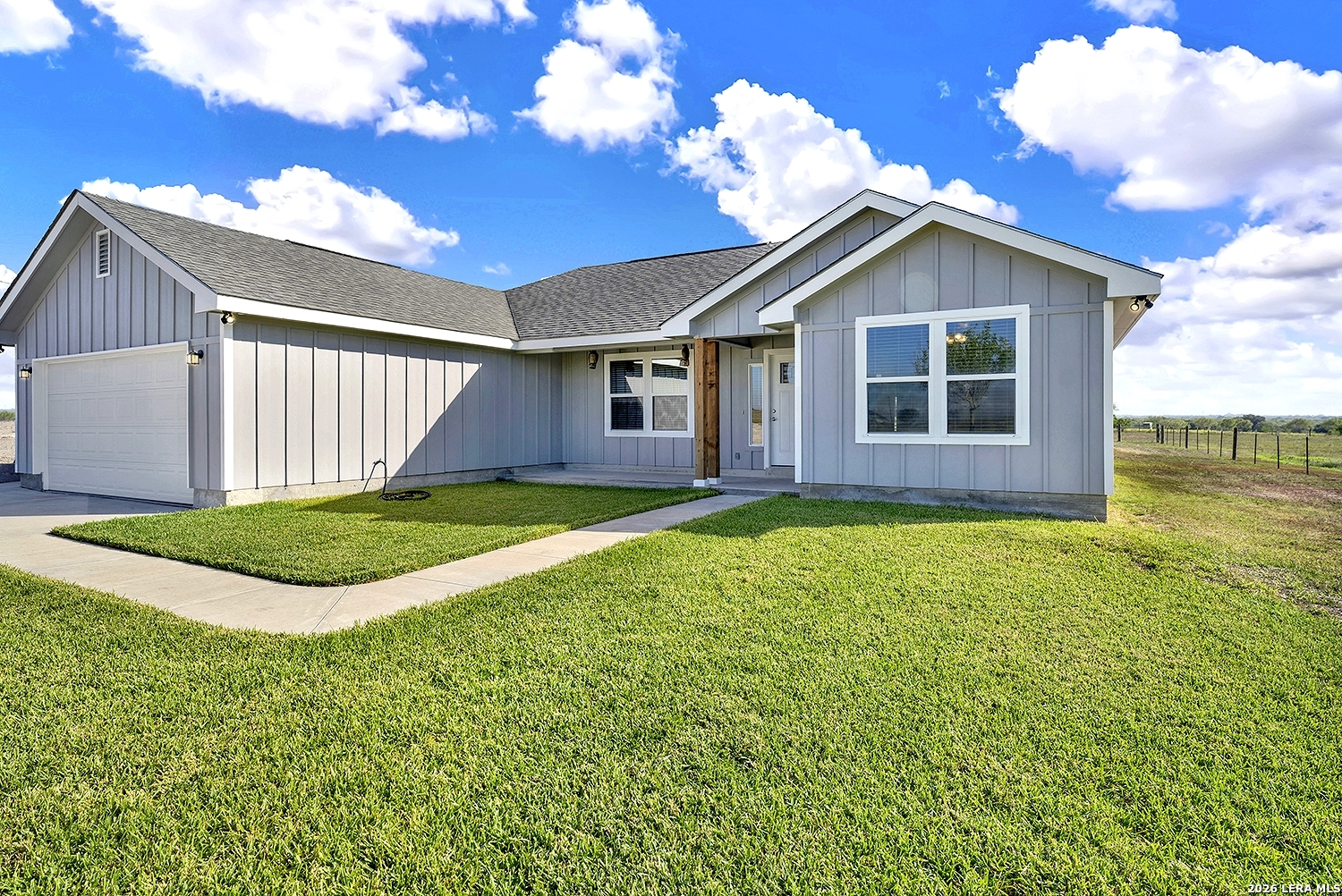 1217 County Road 187 Karnes City TX 78118