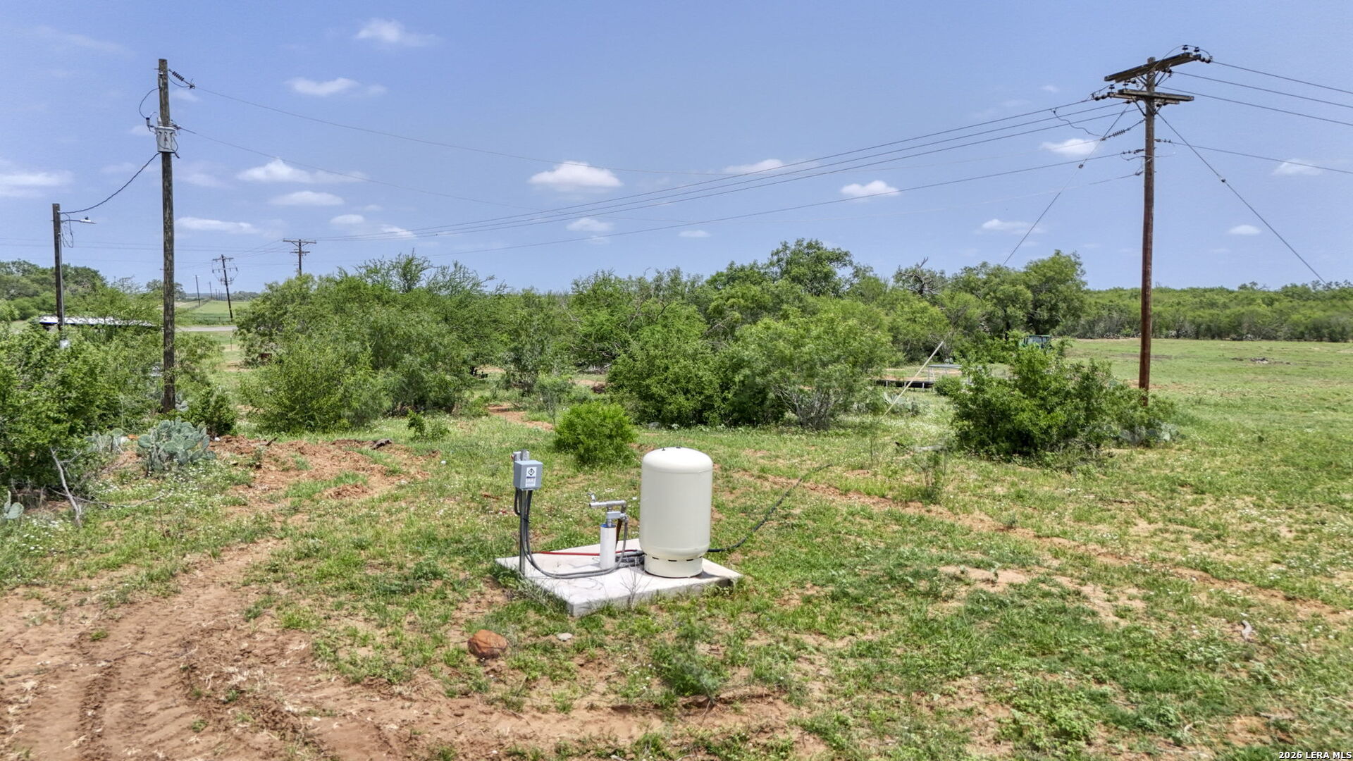 1588 Fm 1470 Poteet TX 78065