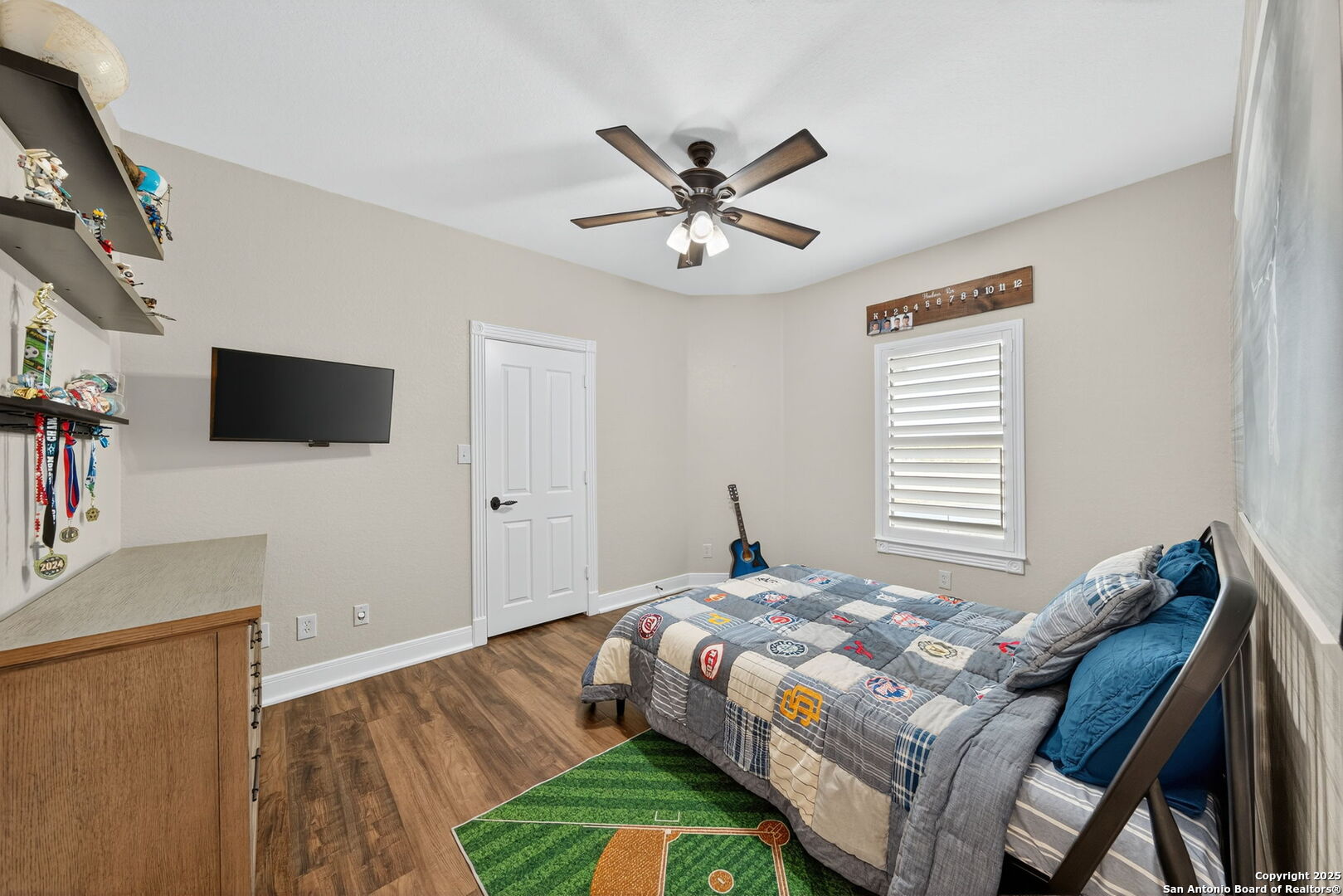 2220 Fm 1343 Devine TX 78016