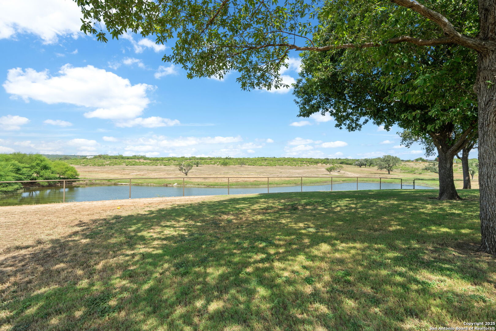 2220 Fm 1343 Devine TX 78016
