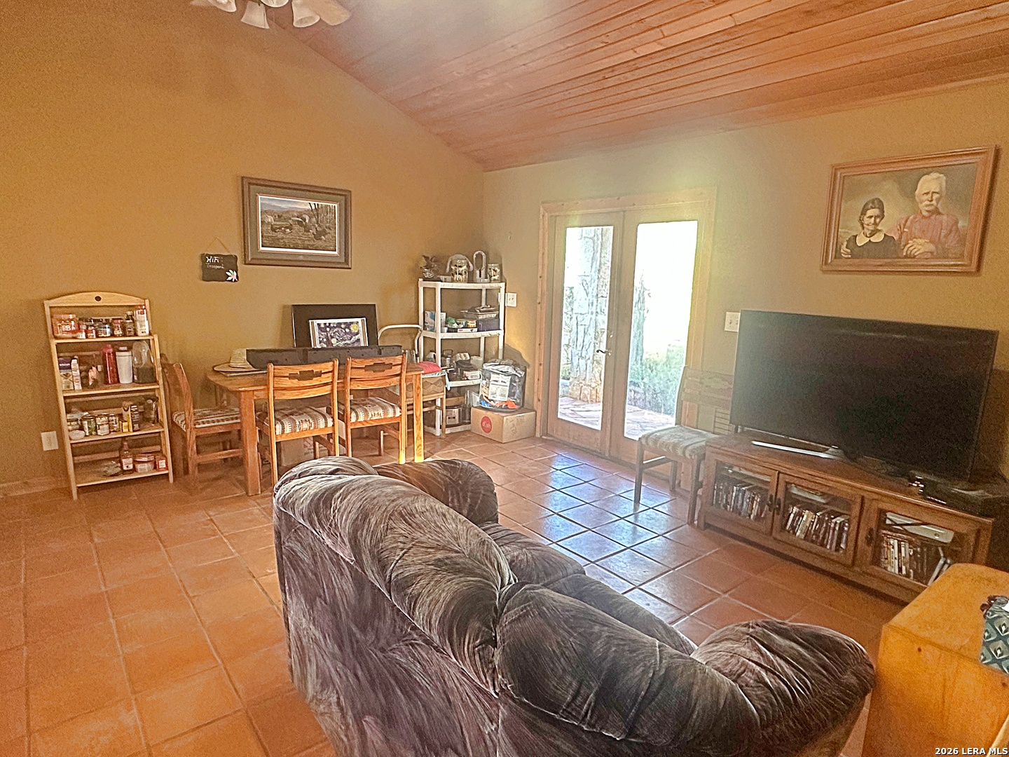 830 County Road 339 Jourdanton TX 78026