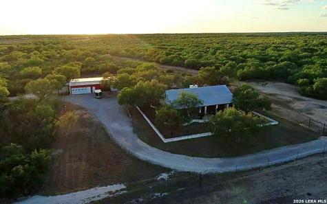 830 County Road 339 Jourdanton TX 78026
