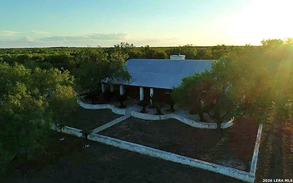 830 County Road 339 Jourdanton TX 78026