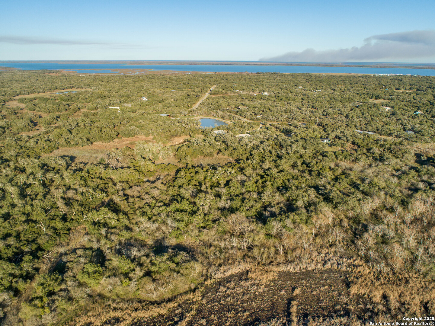 6498 Highway 35 N Rockport TX 78382