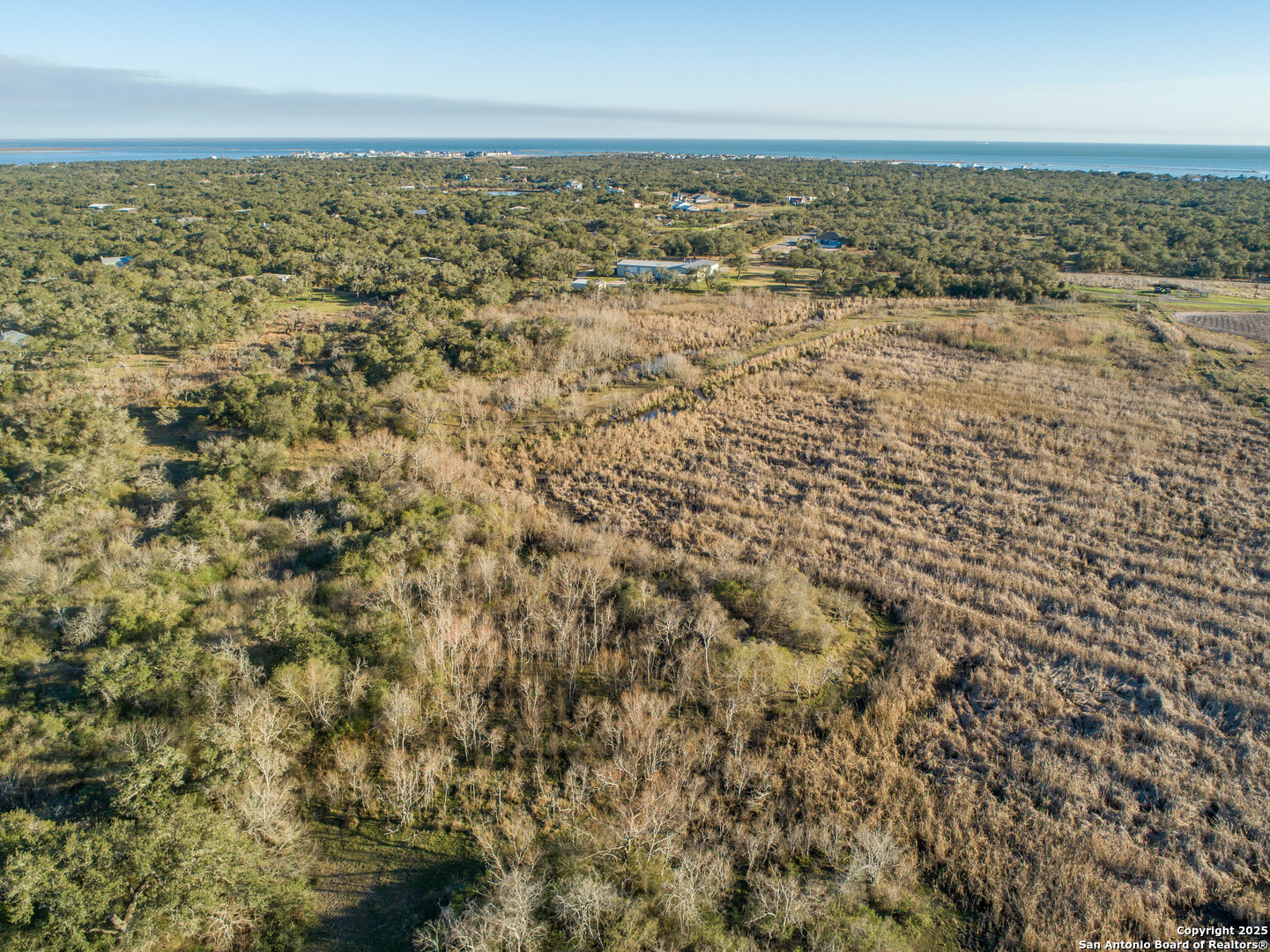 6498 Highway 35 N Rockport TX 78382