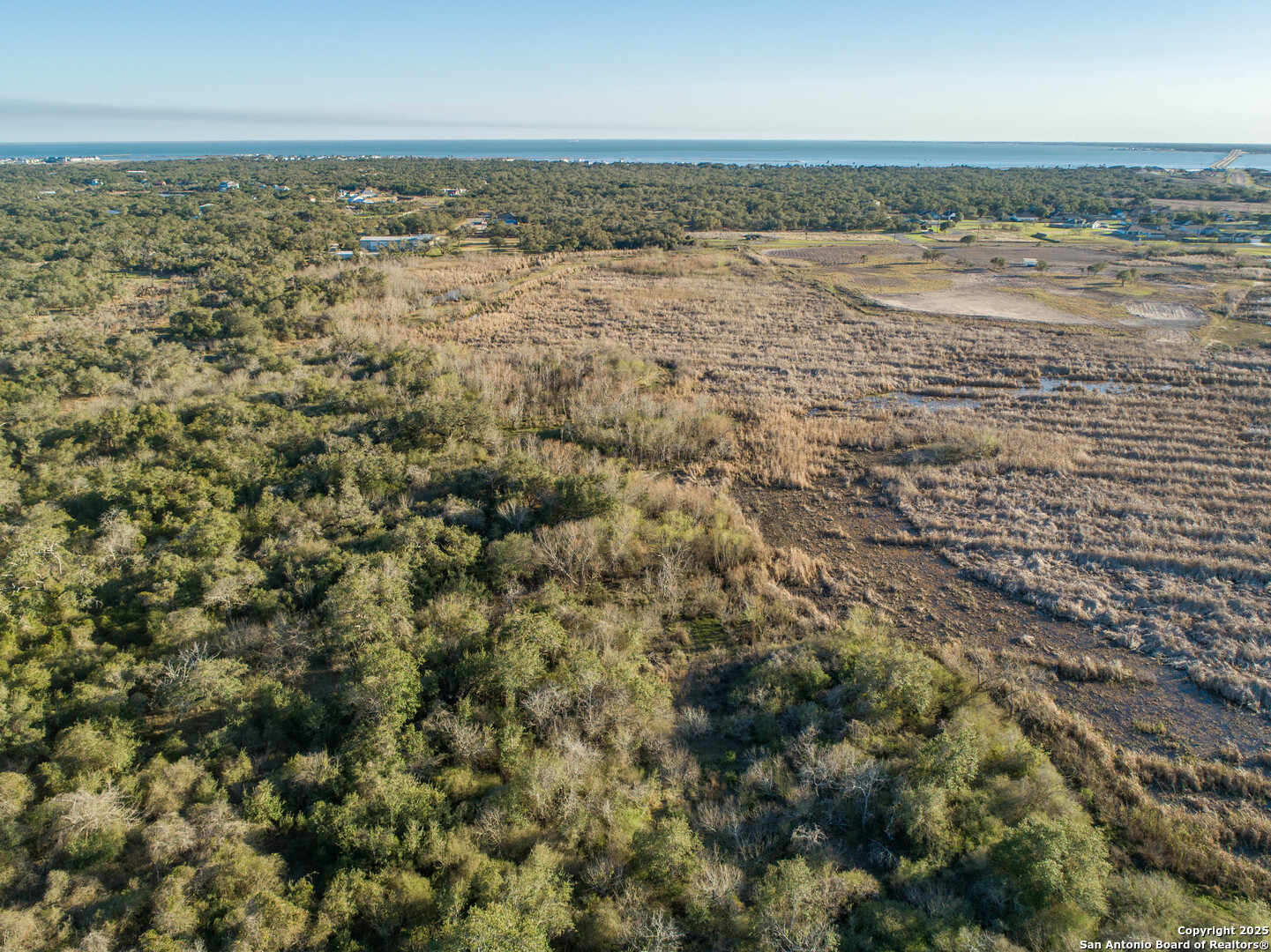 6498 Highway 35 N Rockport TX 78382