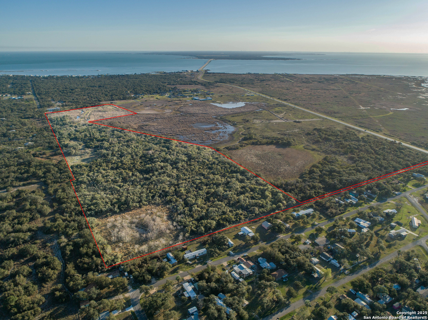 6498 Highway 35 N Rockport TX 78382