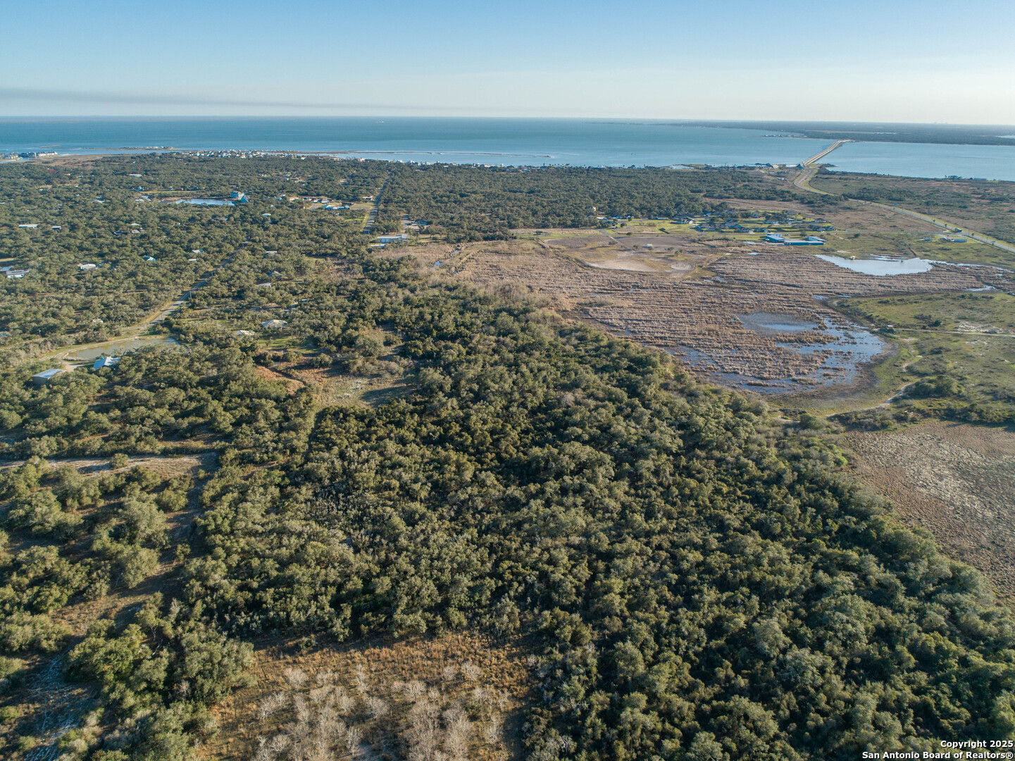 6498 Highway 35 N Rockport TX 78382