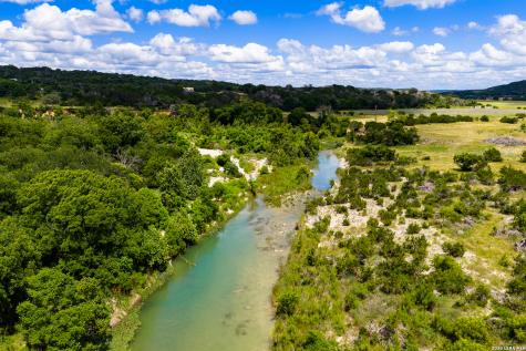 289 Hoot Owl Hollow Ingram TX 78025