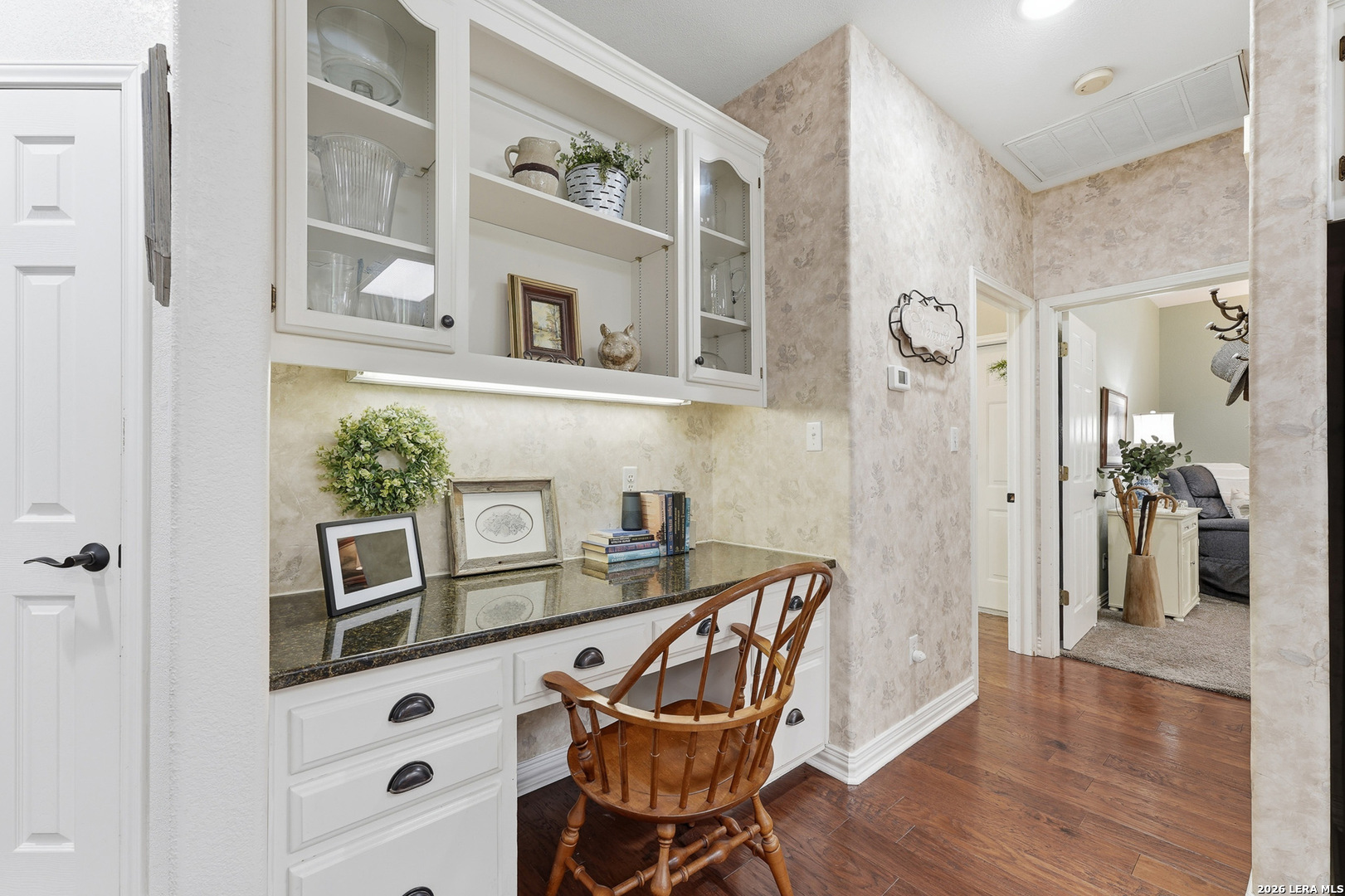 1196 Loch Seguin TX 78155