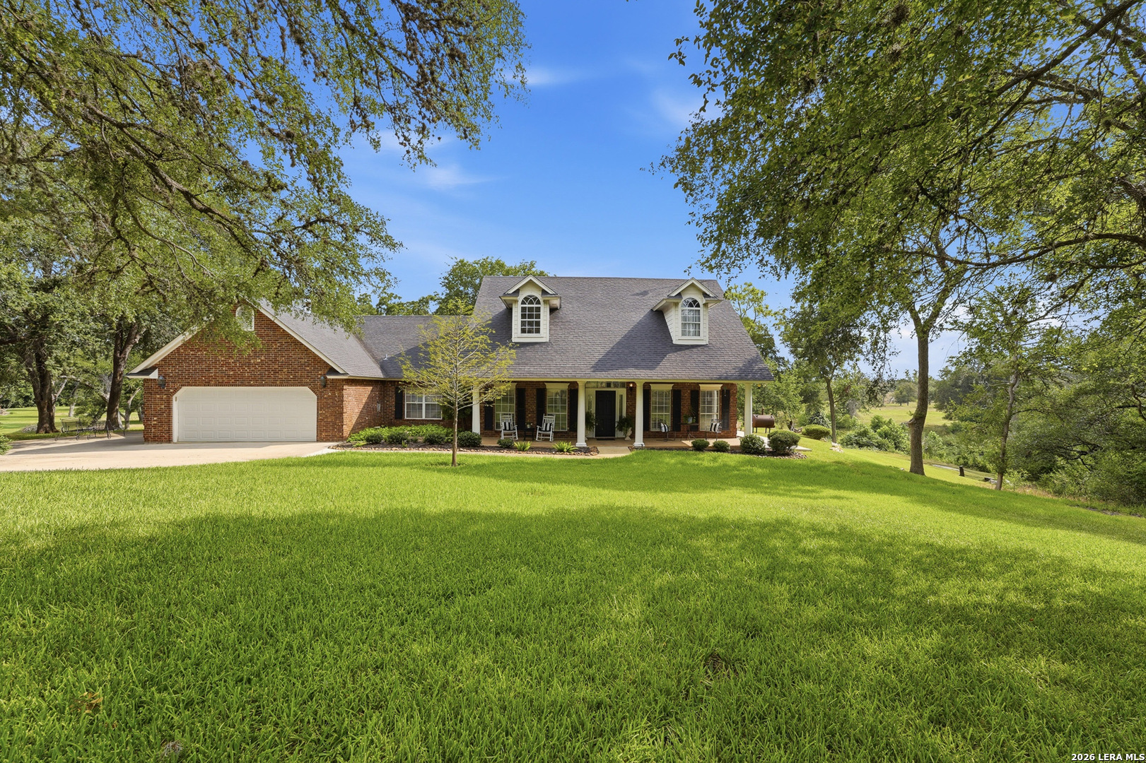 1196 Loch Seguin TX 78155