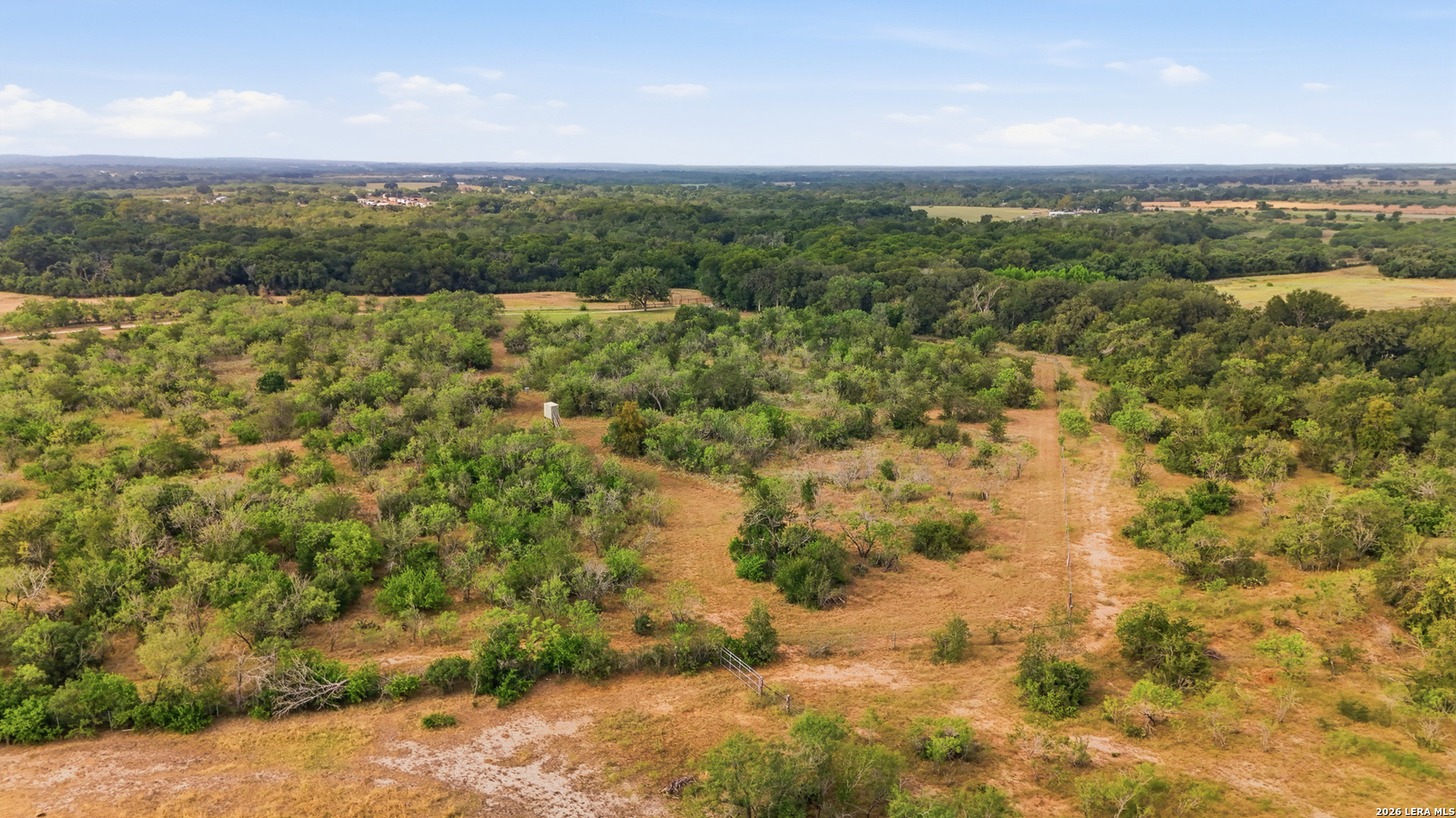 1196 Loch Seguin TX 78155