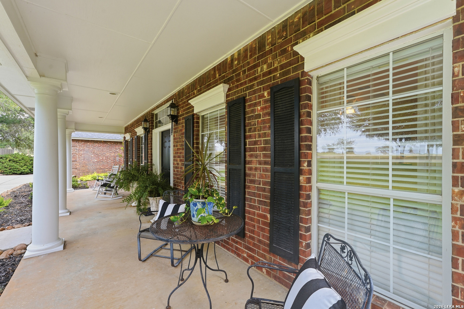 1196 Loch Seguin TX 78155