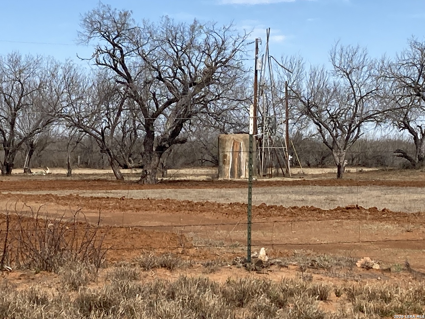 1305 Vergara Road Dilley TX 78017