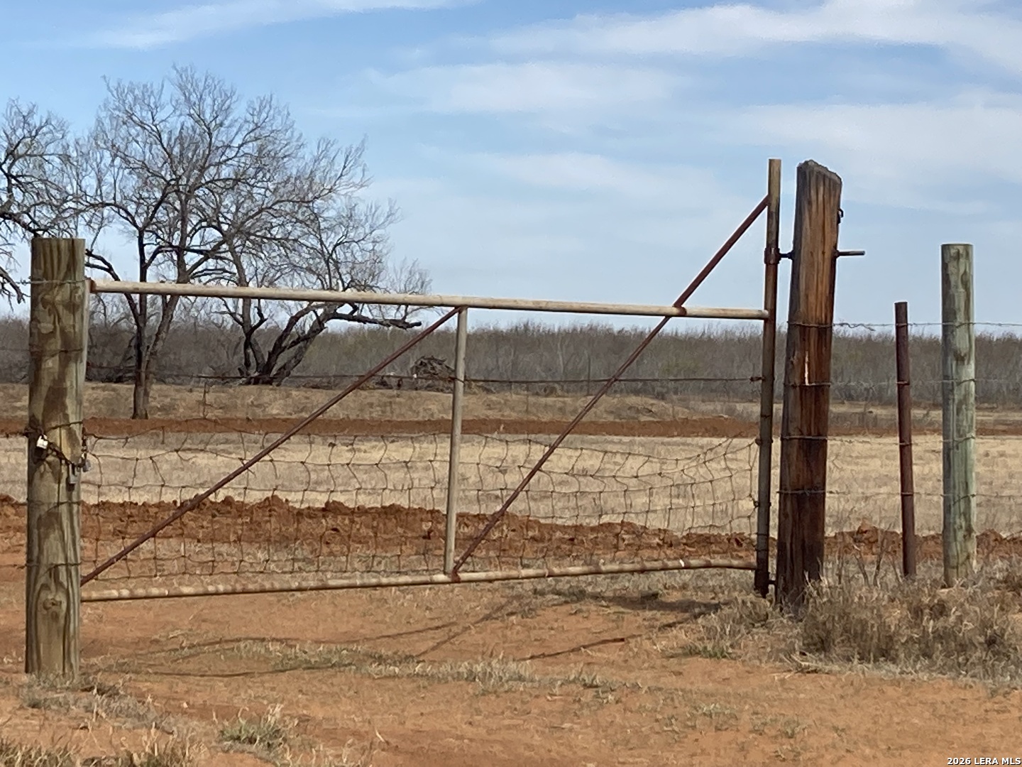 1305 Vergara Road Dilley TX 78017