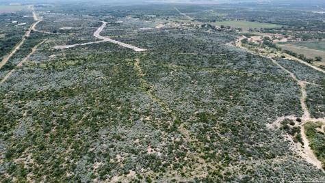 675 Legend Hills Uvalde TX 78801