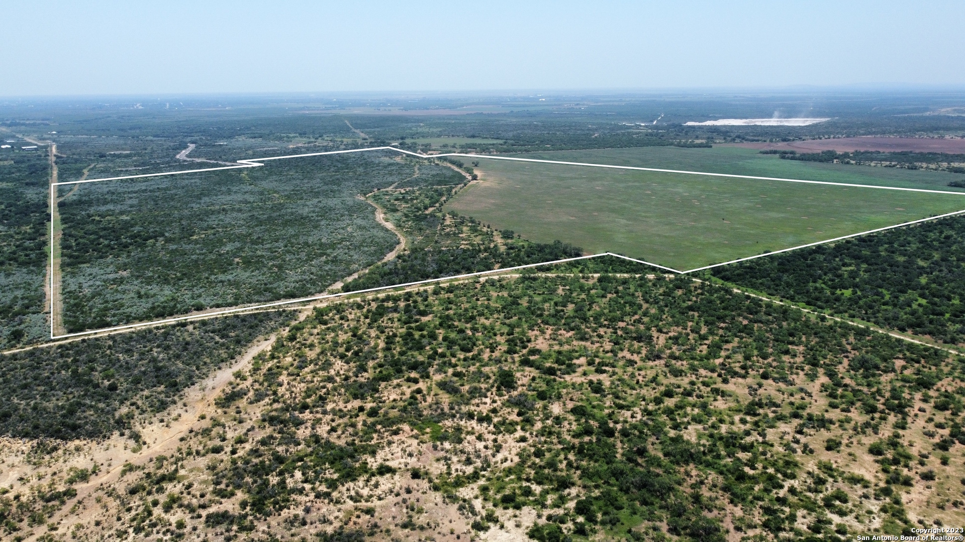 675 Legend Hills Uvalde TX 78801