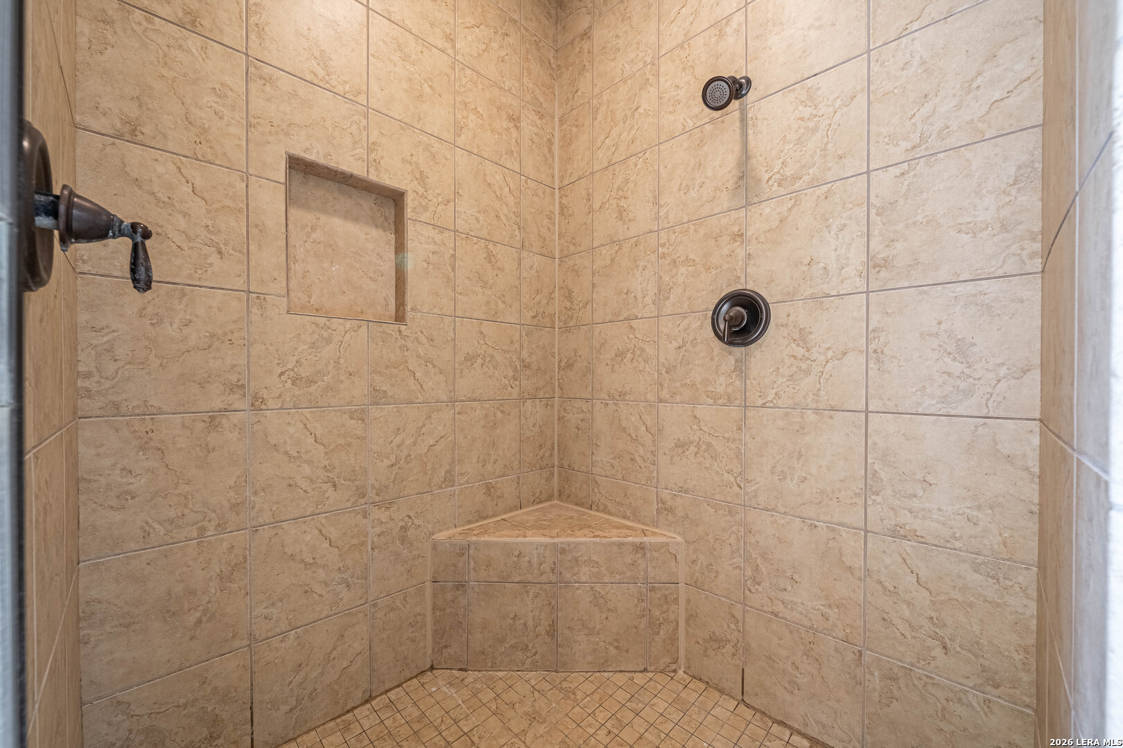 374 W County Road 2481 Hondo TX 78861
