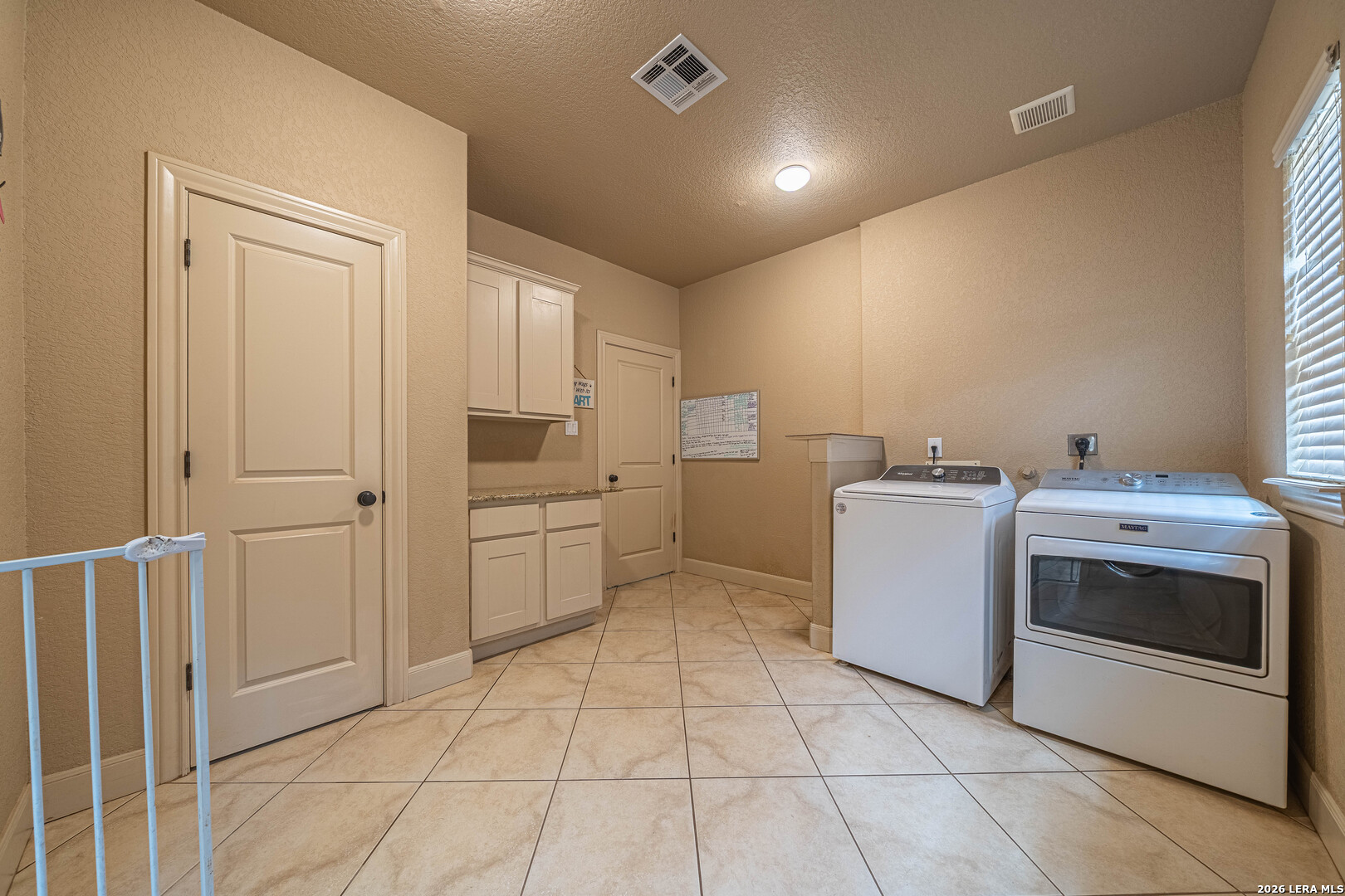 374 W County Road 2481 Hondo TX 78861