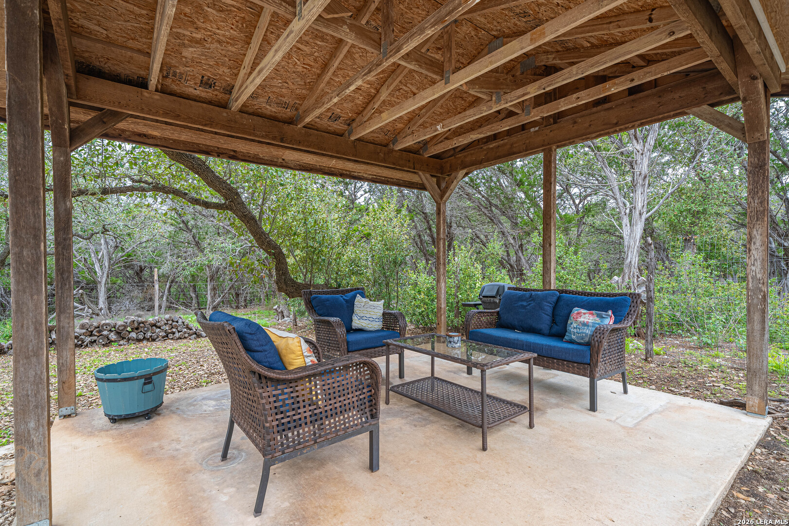 374 W County Road 2481 Hondo TX 78861