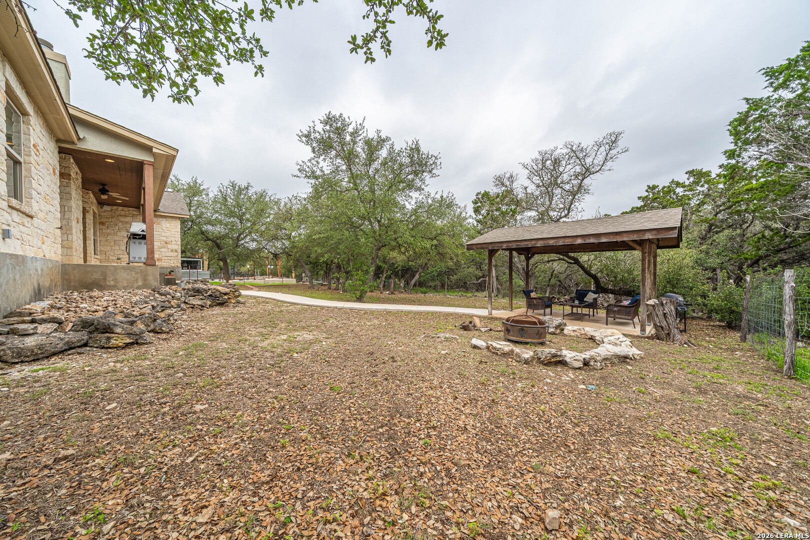 374 W County Road 2481 Hondo TX 78861