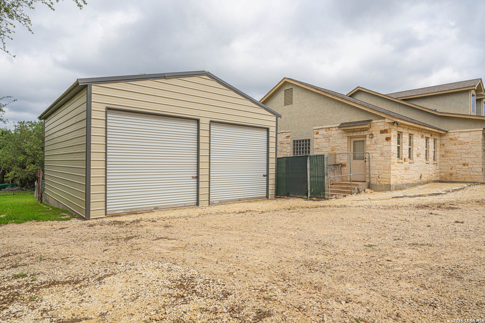 374 W County Road 2481 Hondo TX 78861