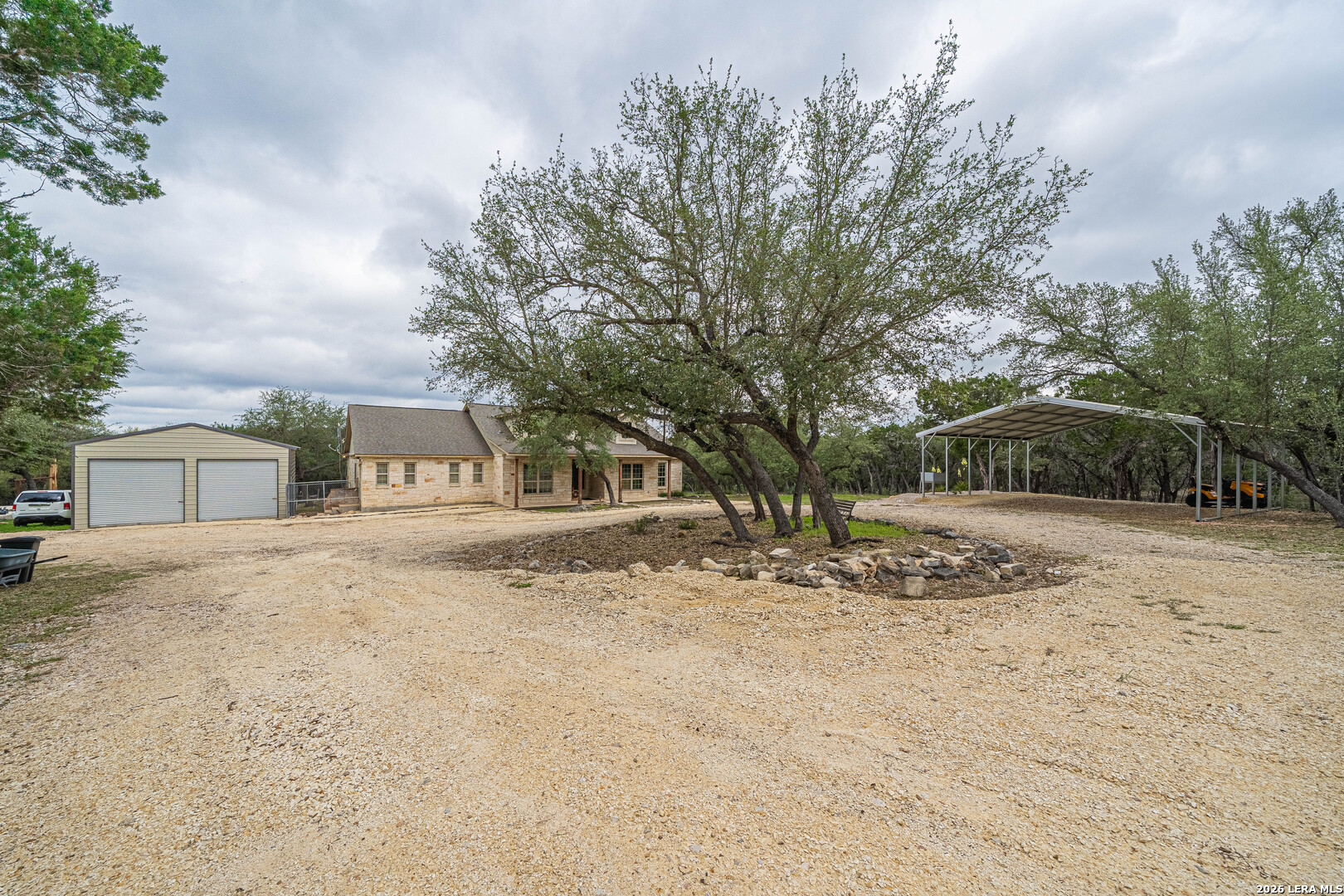 374 W County Road 2481 Hondo TX 78861